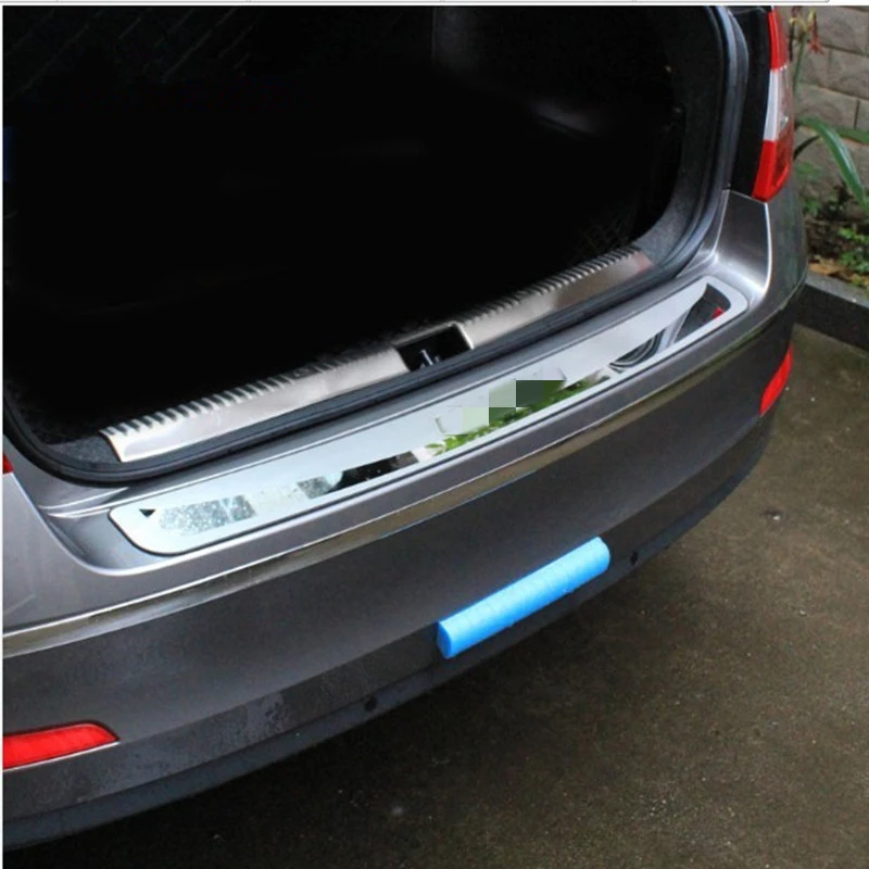 

for Skoda Octavia A7 2015-2017 Sedan Car-Trunk rear bumper Guard guard the Stying After door threshold plate car accessories