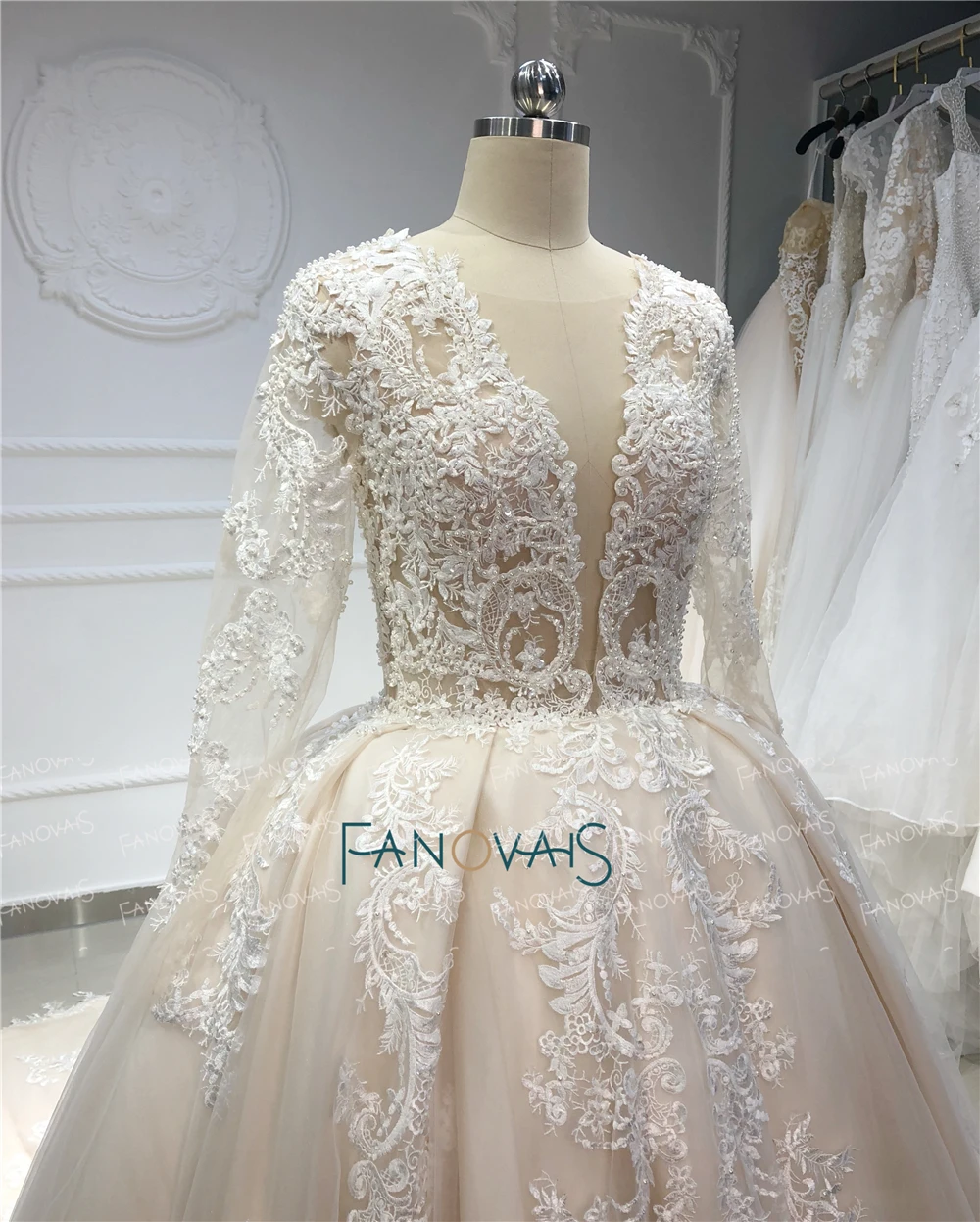 Элегантный Свадебные платья одежда с длинным рукавом с v-образным вырезом приталенное бальное платье, свадебное платье, расшитый бисером цвета шампань; Lace Vestido de Novia NW50