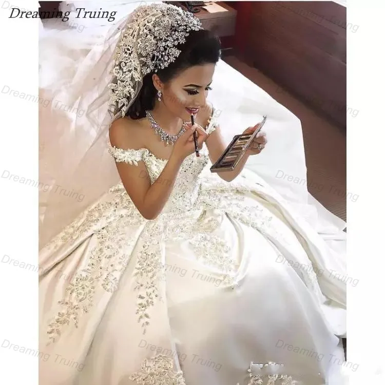 Блестящее бальное платье принцессы в Дубае, свадебные платья, атласное свадебное платье из Саудовской Аравии с блестящими аппликациями из бисера и кристаллов