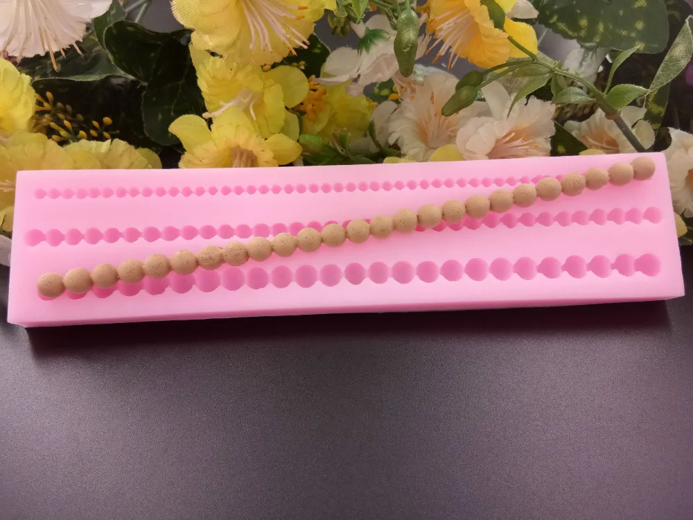 

Luyou 1pc Pearl Chains Shape Silicone Fondant Mould Sugar Craft DIY Fondant Cake Decorating Baking Tools FM1545