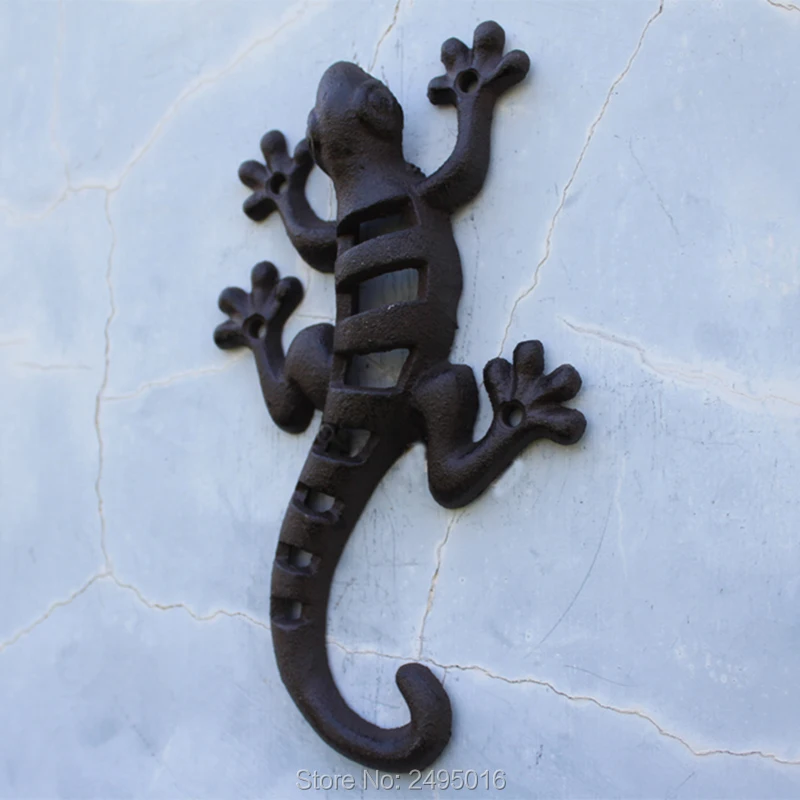 

Cast Iron gecko Wall decor Ornaments and Miniatures