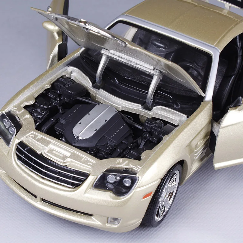 Maisto 1:18 Chrysler crossfire серебристо золотой автомобиль высокого уровня драгоценная