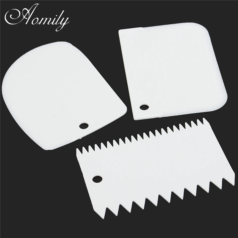

Aomily 3pcs/Set Classic Fondant Cake Decorating Tool Kitchen Tool Multifunction Blade Plastic Cake Smoother Cake Scraper/Spatula