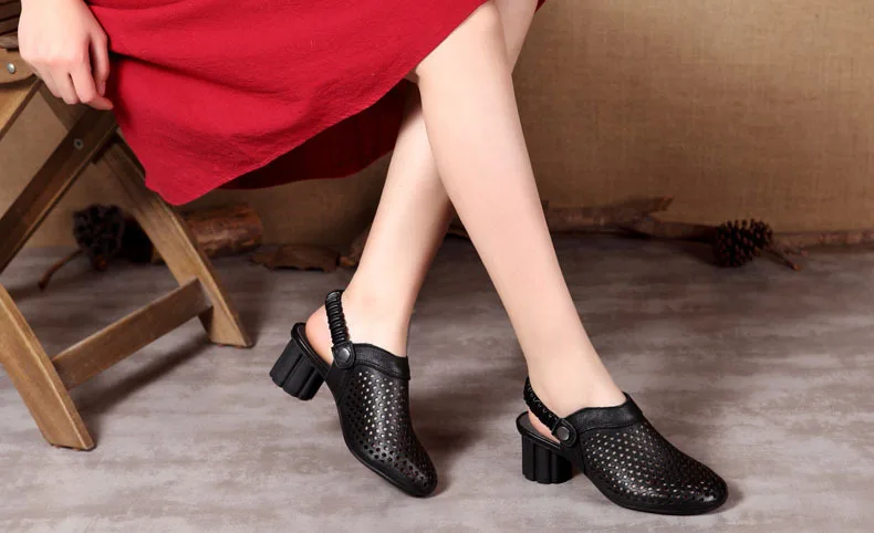 Женские кожаные сандалии; черные туфли на высоком каблуке с вышивкой; коллекция года; летние туфли; женские повседневные сандалии; женские босоножки ручной работы из натуральной кожи