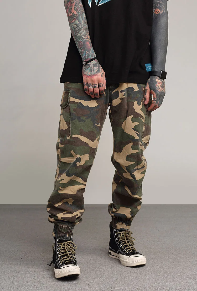 Уличная мода американский бренд Мужская растяжки луч повседневные штаны мужские шить камуфляж мульти-сумка Брюки-карго