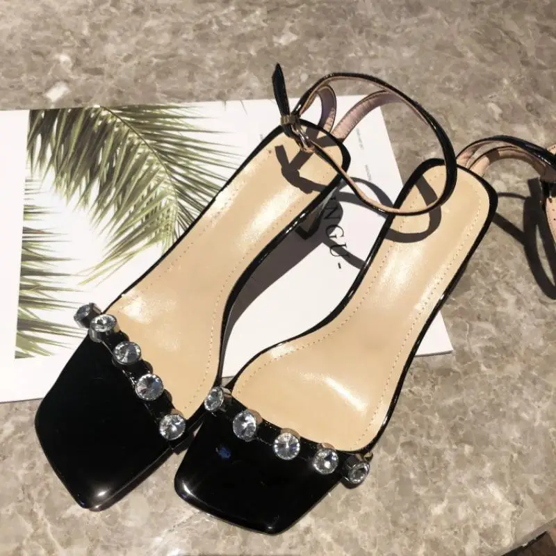

Luxury Crystal One Buckle Women Sandals Peep Toe Cover Heels Zapatos De Mujer Ankle Buckle Ladies Shoes Brand Designer Gladiator