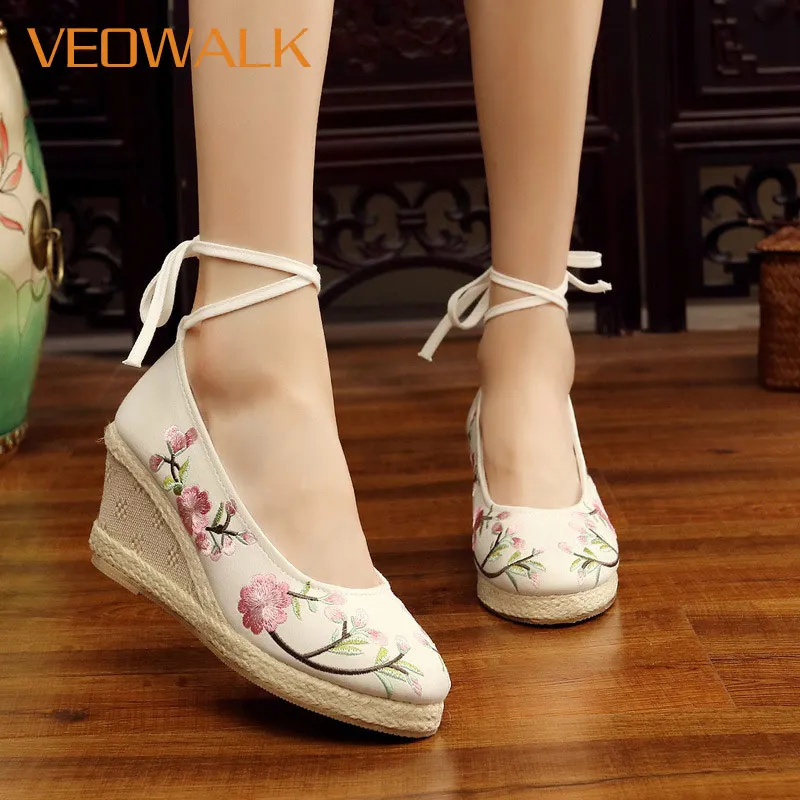 

Veowalk Handmade Women Canvas Embroidered 6cm Wedge Espadrilles Shoes Chinese Ladies Hanfu Pumps Retro Woman Comfort Platforms