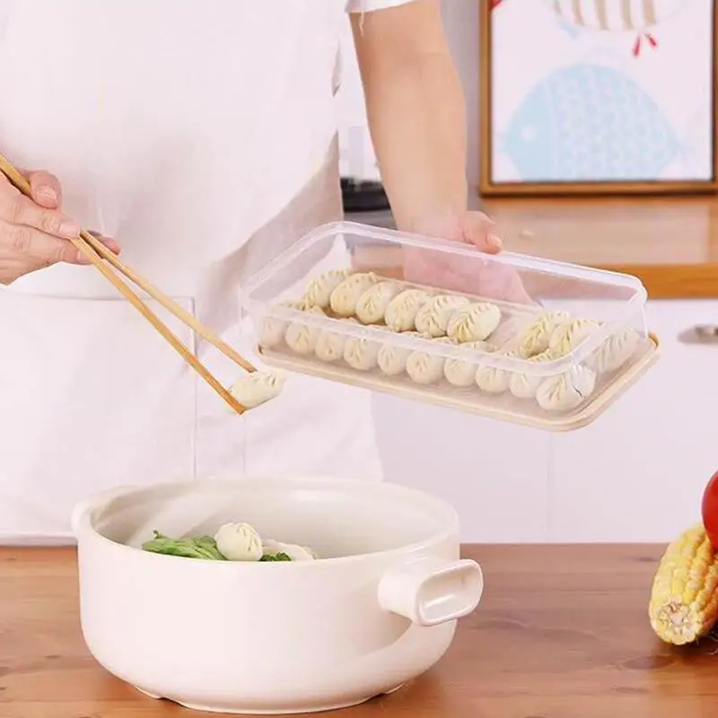 Лапша в холодильнике. Отваренные макароны. Холодильник с едой. Контейнер для холодильника. Лапша домашняя фото.