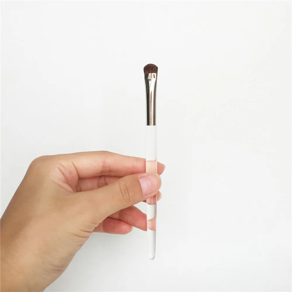 

TME-SERIES BRUSH 54 VA VA VOOM LARGE SMUDGE - Eyeshadow Liner Brush - Beauty Makeup Blender Tool