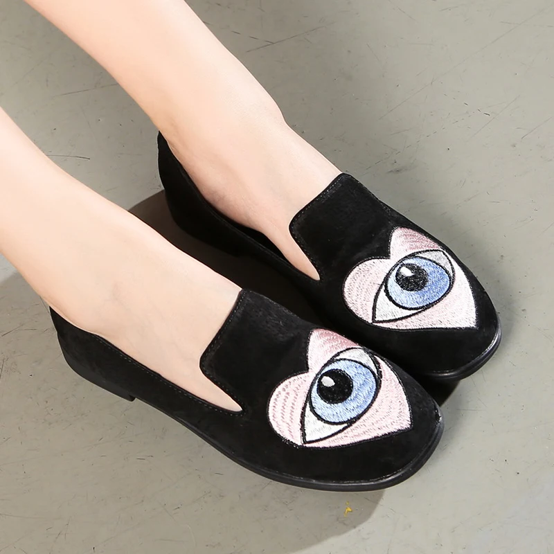 

2017 Autumn Women Flats Embellished Ladies Black Loafers Casual Lazy Shoes Cow Suede Slip On Moccasins For Women Fashion