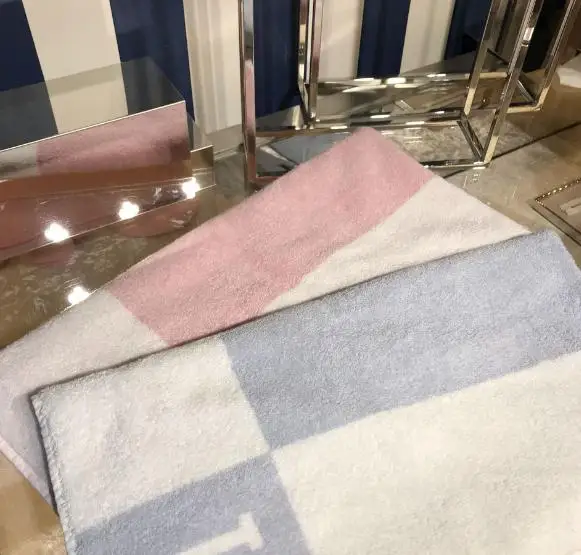 

Baby blue and pink Towels and blanket kids Good quality blanket 2 pcs