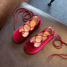 Tenis Infantil Filles Shoes Princesse 2017 Été Nouveau Enfants Shoes Fille Dentelle Up Walker Enfants Respirant Espadrilles Rouge Formateur