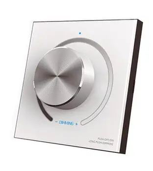 

DX61;dimming knob panel;AC100-240V input;RF2.4G+DMX512 signal output