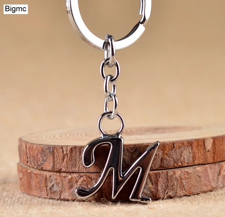 

Hot DIY Letters A - Z Metal key chain Rhodium Plated KeyChain Simple Letter Name Car Key Ring for Best Party Gift 17392