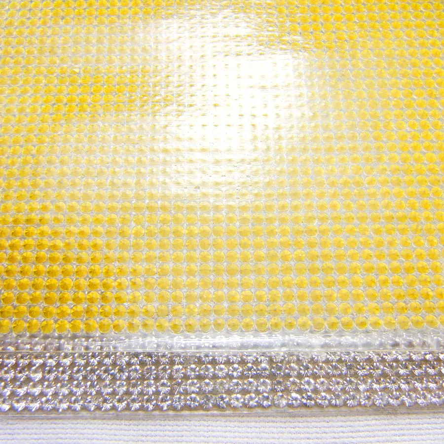 Preise Bunte hot fix eisen auf SS6 2mm volle glas Kristall strass Perlen banding Blatt mesh Aufkleber hochzeit kleid Applique trim