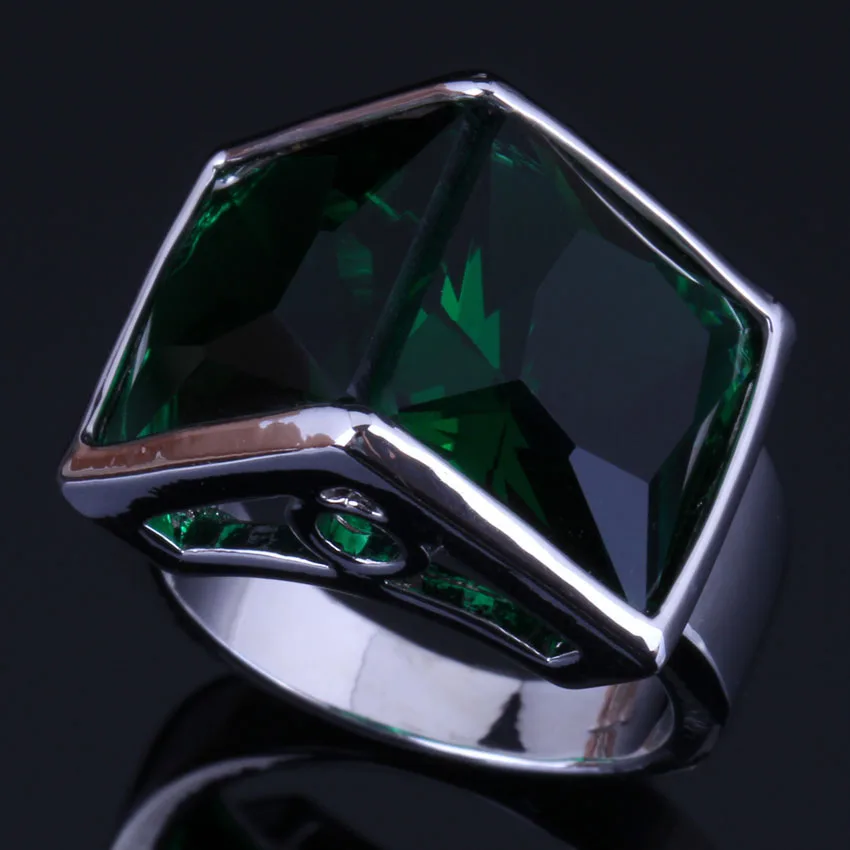 

Incredible Double Square Green Cubic Zirconia Silver Plated Ring V0491
