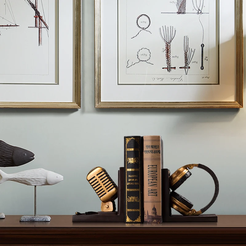 الأوروبية الحديثة الإبداعية الترفيه الشراب خزانة الديكور ريترو ميكروفون غلاف مقهى دراسة مكتب ديكور