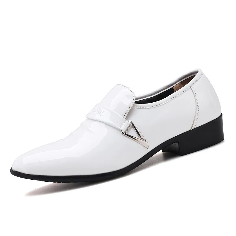 Preto Branco Loafers Mocassins de Couro de