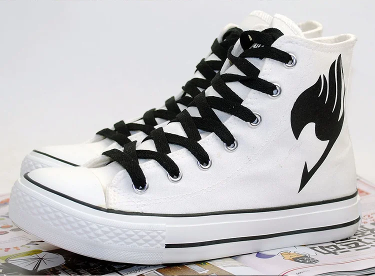 Сказка логотип обувь аниме косплей обувь индивидуальные мужские повседневные парусиновые туфли высокие кроссовки на шнуровке для