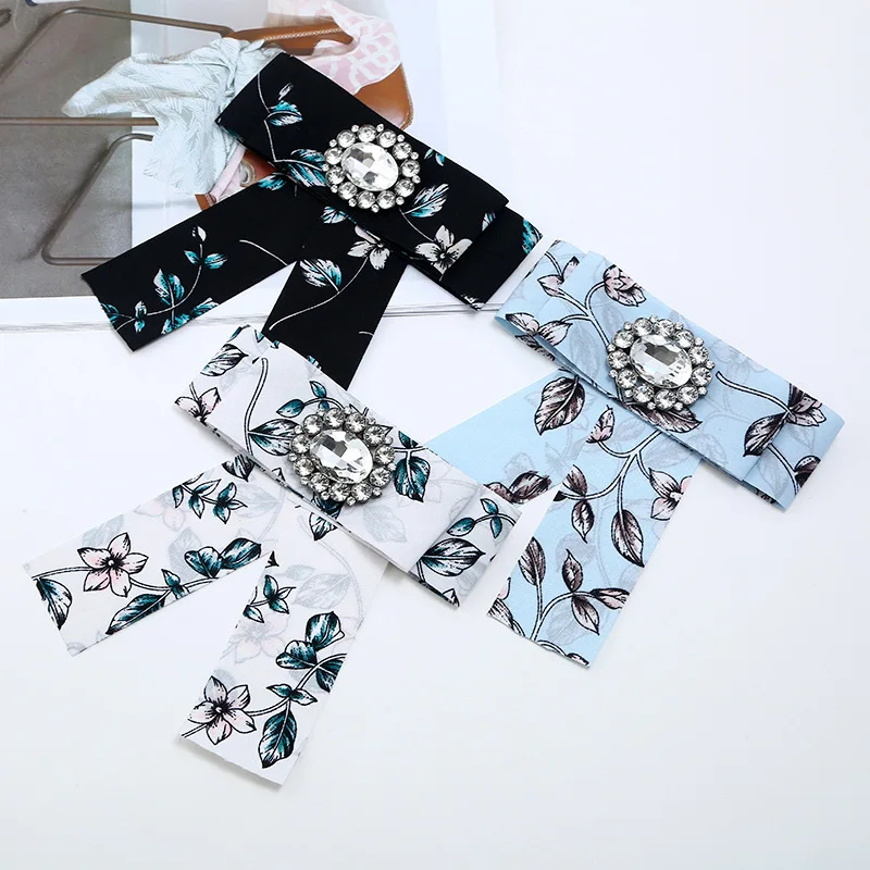 

Korea Handmade England Academy Print Fabric Rhinestone Shirt Pin Neck Bow Tie Apparel Accessories Fashion Jewelry-CDNLB002F