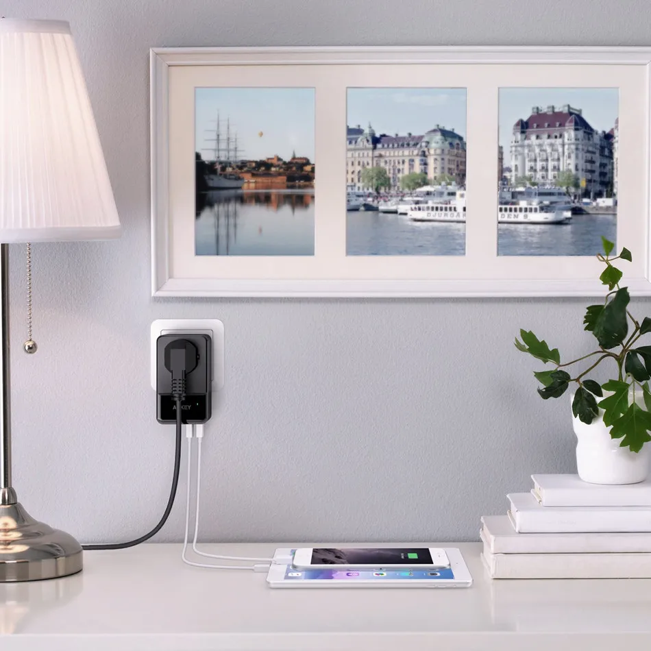 Aukey Travel Multi USB Charger 4 Port Adapter Mobile Phone Smart Wall Charger Fast Charging for Phone With Built in EU Socket