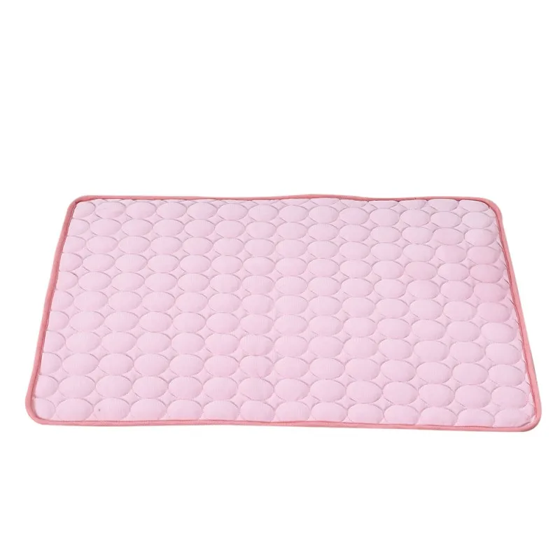 Домашние животные летние принадлежности Удобная мульти-функциональная подушка для лета домашнее животное Лето охлаждающие маты для собак кошки Ice Silk Dog Cool Bed - Цвет: Розовый