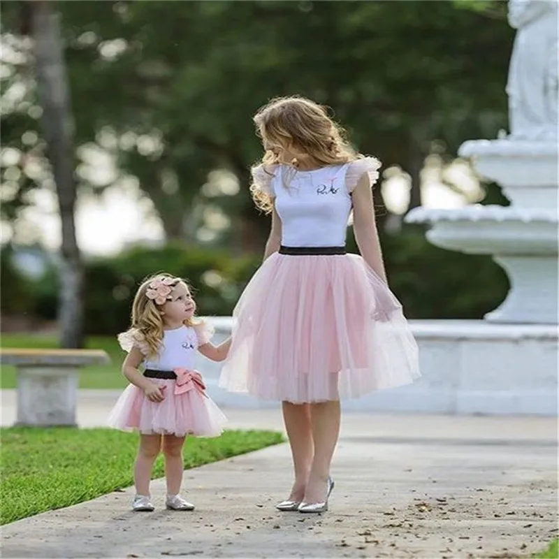 

2019 Lovely T-shirt+ tutu Skirt 2pcs mother daughter dresses cotton summer clothes family kids parent child outfits