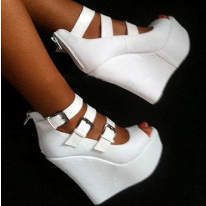 white pumps size 5