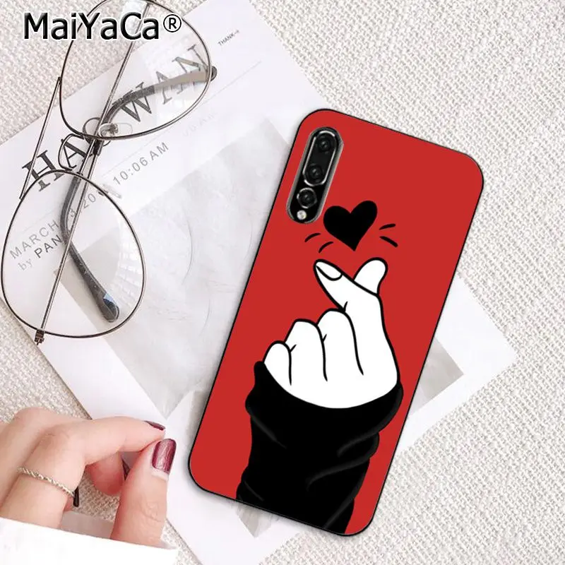 Love on the finger kpop heart  