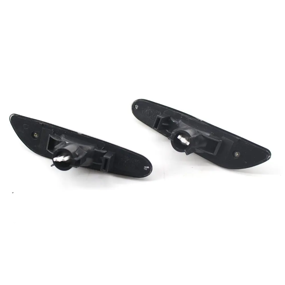 1 Pair LED Yellow Light Car Side Light for BMW E82 E88 E60 E61 E90 E91 E92