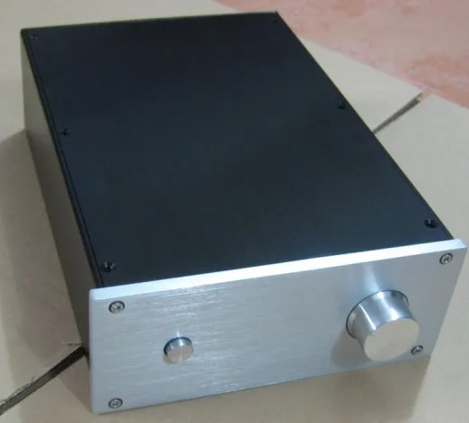 JC229 The built in amplifier chassis aluminum radiator