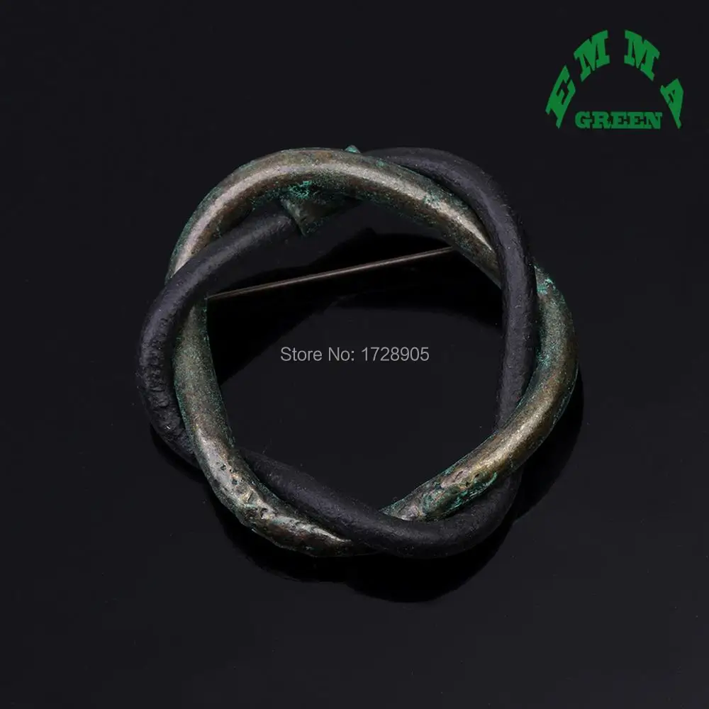 

Twisted Thread Retro Metal Vintage Brooch Large 60x60mm Jewelry Brooches Women's Wedding Accessories Corsage