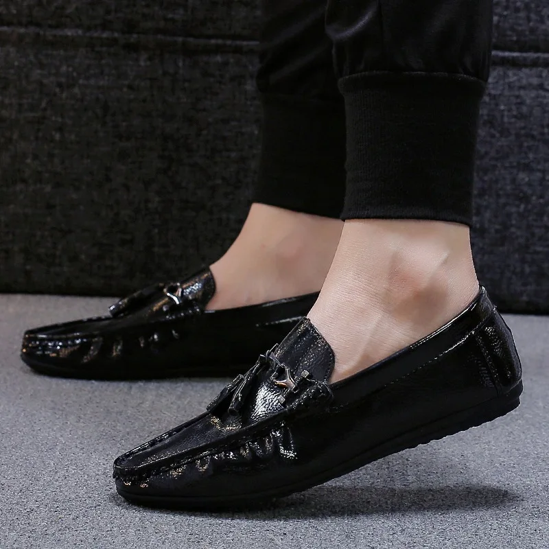 

Male Korean version of the wild personality in the summer increased wild lazy sets of shoes men's casual shoes lightweight