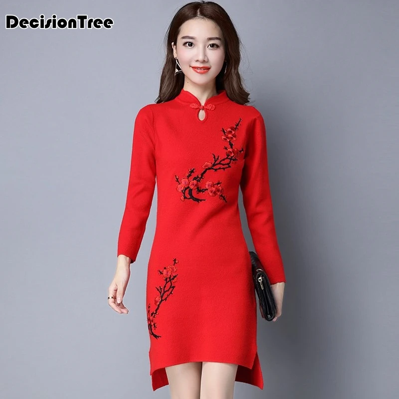 

2019 summer red knitted shredded qipao sweater dress popular stretch sexy ladder cut out metallic sequins dress wear qipao
