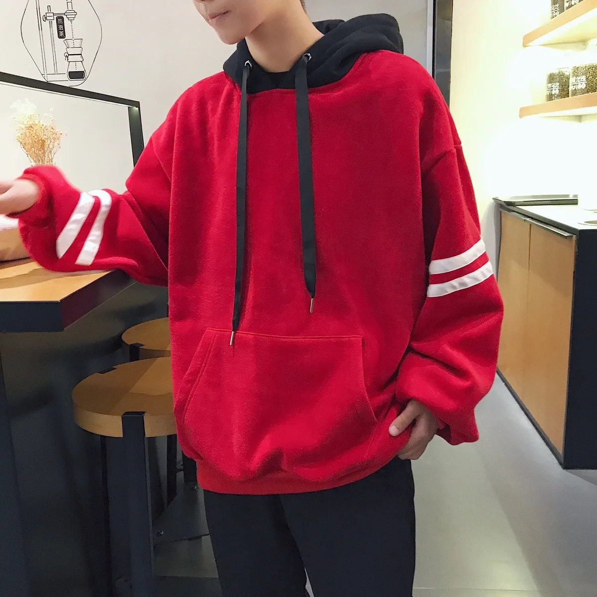 

Fashion Casual Men's Hoodie Spring And Autumn New M-2XL Stripes Contrast Color Loose Pullover Red Black PersonalityYouth Popular