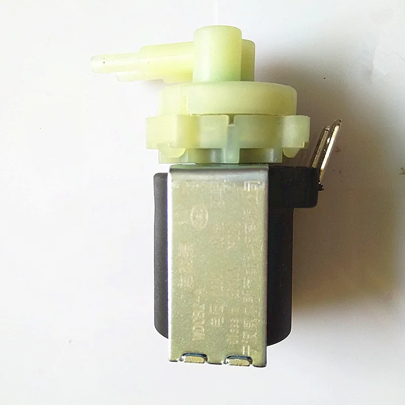 

Electric Ironing Machine Electromagnetic Pump Voltage/Frequency AC100-120V/ 60Hz Power 9 W
