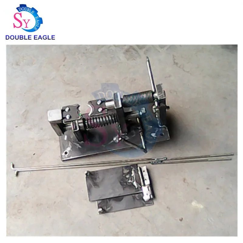 US $179.00 Wholesale Price Cheap Commercial Small Hand Cashew Nuts Sheller Manual Commercial Table Cashew Shelling Peeling Machine