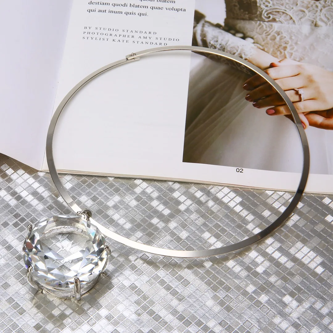 Shellhard Trendy Super Huge Crystal Necklace Exaggerate Large Big Bling Rhinestone Pendant Necklace Charms Women Party Jewelery