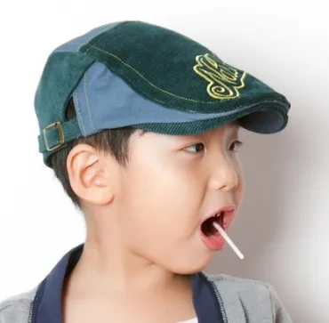 Мода кепка детская шапка для мальчика письмо дизайн шляпы для детские шапки для мальчиков - Цвет: Зеленый