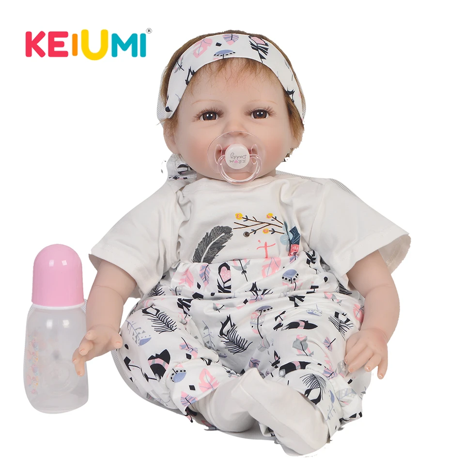 

KEIUMI Lifelike 22 Inch Newborn Baby Doll Cloth Body Realistic Smile Baby Doll Toy For Children's Day Kid Xmas Birthday Gifts