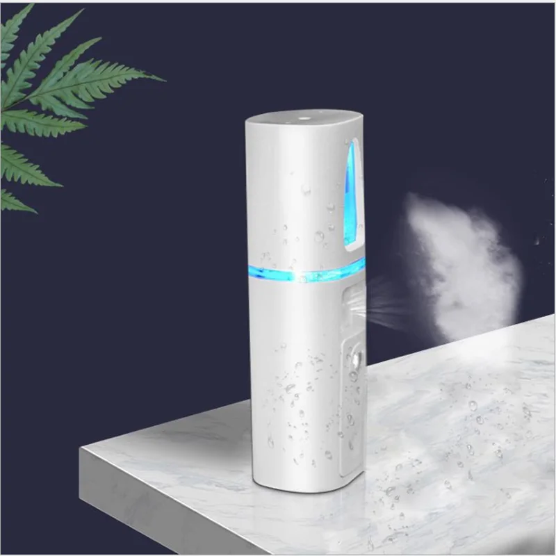

Handheld Mini Hydrating Instrument Nano Spray Portable Lipstick Moisturizer Special Home Cold Spray Steamer Sprayer