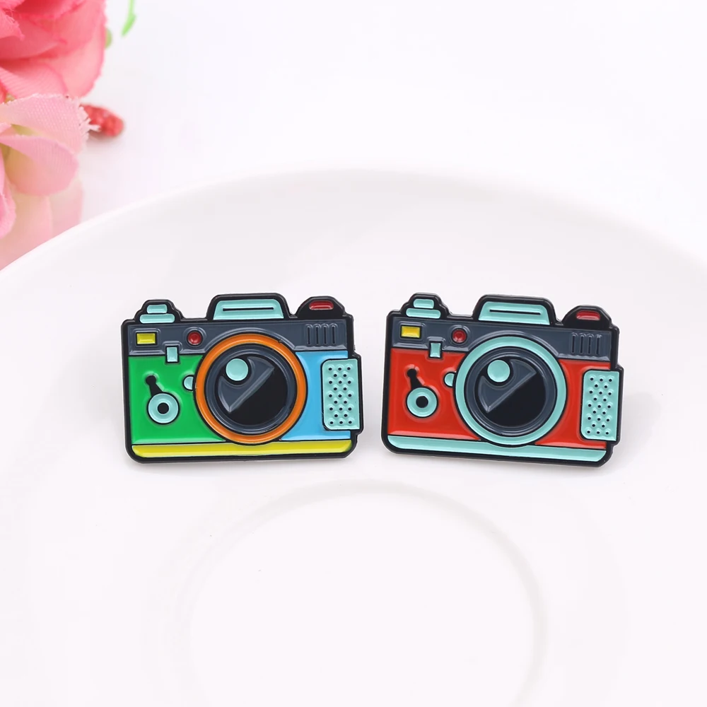 

Fashion camera brooch enamel pins for woman man pop novelty jewelry hat coat Backpack jeans badge button mini brooches