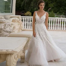 2016 New V-Ncek Lace A-Line Wedding Dresses With Appliques Backless Floor-Length Plus Size Bridal Gowns Robe De Mariage W221