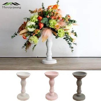 

European Candle Holders and Table Candlestick Wood Retro Candle Holder Ornament for Dinner Decoration Candelabra GZT033