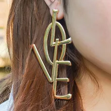 UKEN, уникальный дизайн, Золотые серьги с надписью Love, большие серьги-гвоздики для женщин, металлические массивные серьги, ювелирное изделие, модный подарок