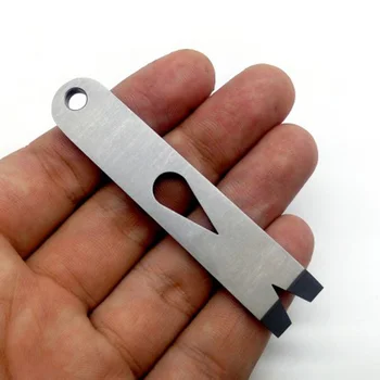 

Titanium Alloy Crowbar EDC Screwdriver Key Chain Pendant Outdoor Pocket Multi Tools