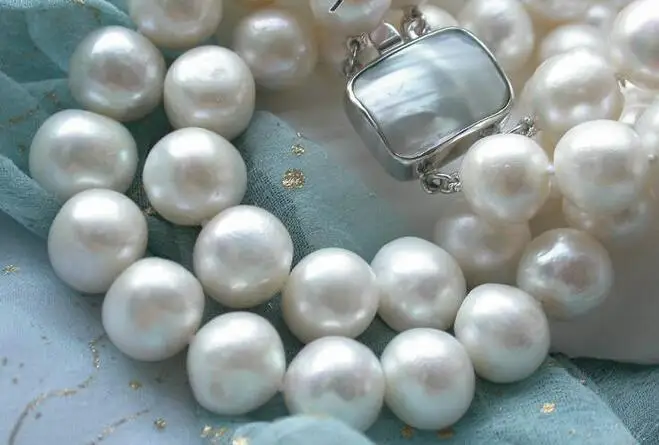 

3493 2ROW white round CULTURED PEARL necklace