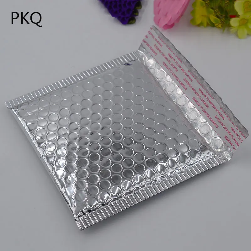 50pcs gold/silver/black aluminum Padded Shipping Envelope Metallic Bubble Mailer Aluminum Foil Gift Bag Packing Wrap bag 15*13cm - Color: Silver