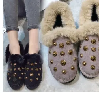 

2018 new flat-bottom peas cotton shoes female Korean version of suede haired fashion rivets comfortable wild lazy shoes