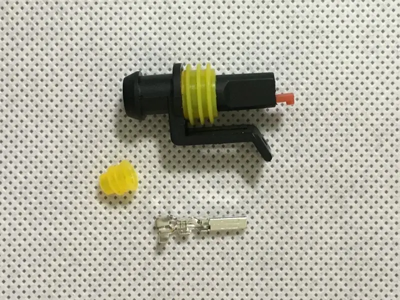 

50PCS 1 Pin AMP female Connectors Waterproof Electrical Wire Connector Xenon lamp connector Automobile Connectors free shipping